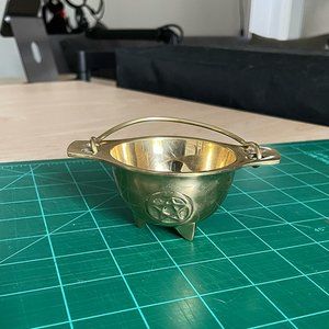 Solid Brass mini Cauldron with Pentacle